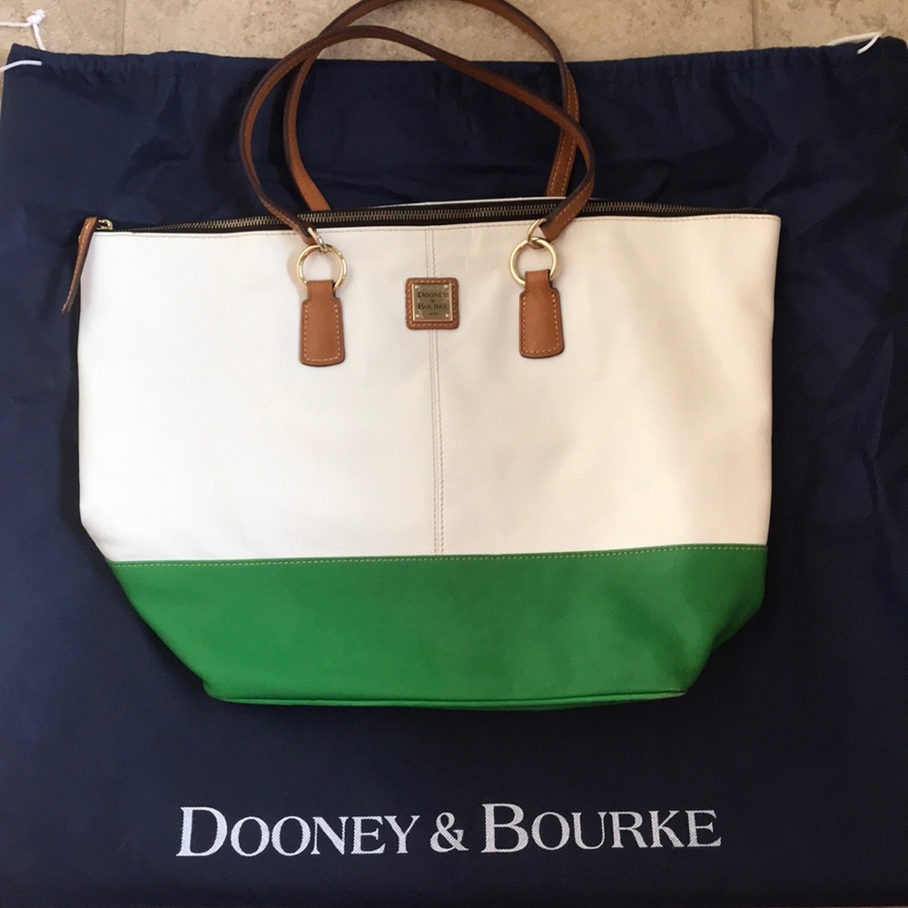 Dooney&Bourke